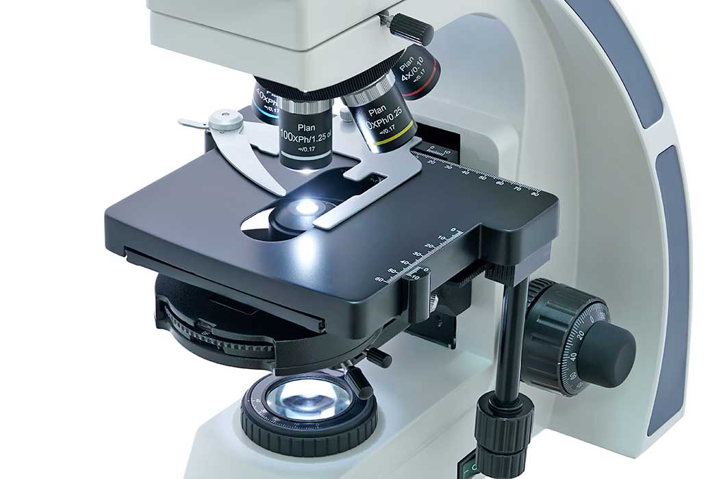 Тринокулярные микроскопы: особенности и применение оптического оборудования